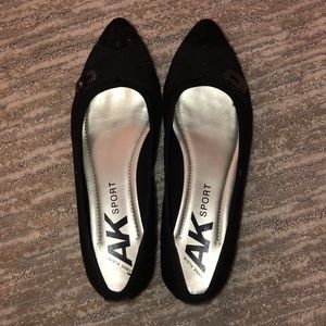 AK Sport Gently Used Women’s Black Flats size 7.5